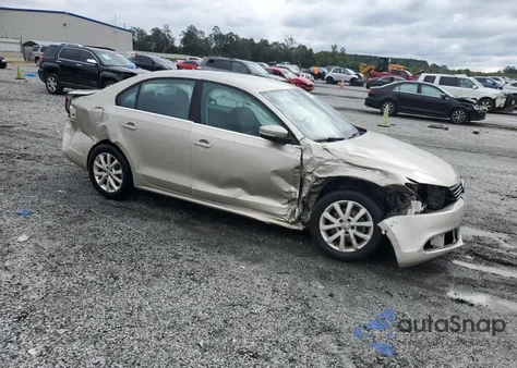 2013 Volkswagen Jetta Se z USA, uszkodzony, nr VIN 3VWDP7AJ6DM239470